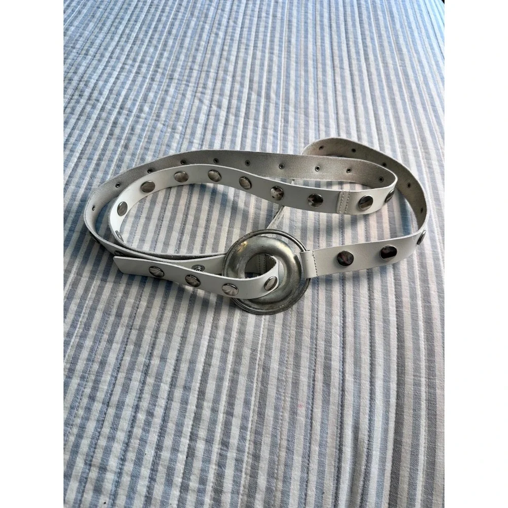 Omega White Studded Belt Silver‎ Ring Buckle Y2K 90s Mod Statement Accessory